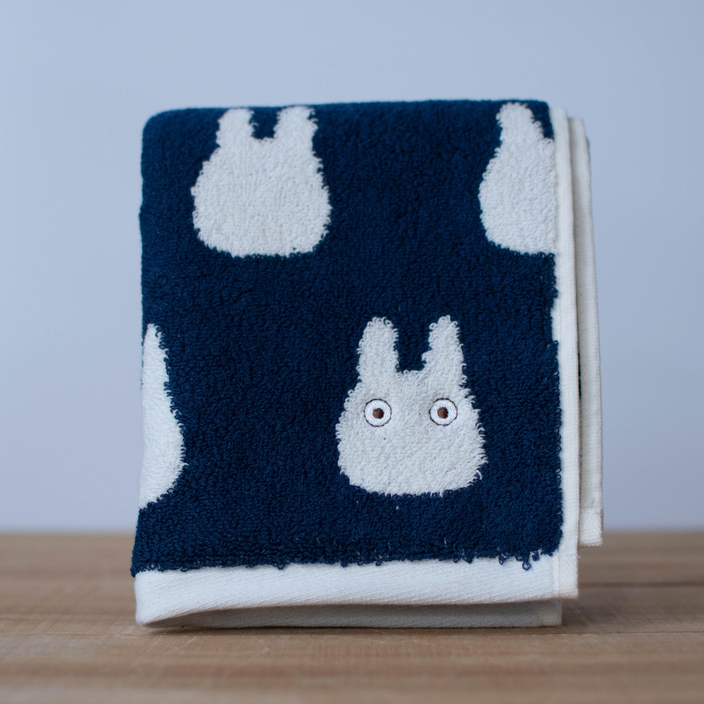 となりのトトロ ウォッシュタオル 小トトロシルエット Ghibligoodsfan ジブリグッズファン