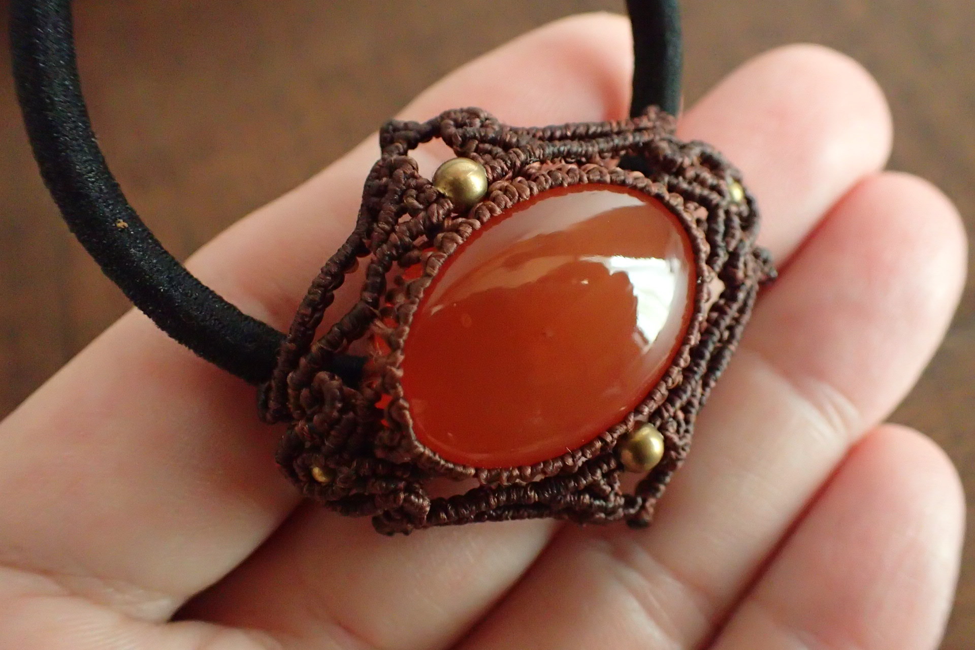 カーネリアンマクラメヘアゴム Spiral Art スパイラルアート マクラメ 天然石のお店