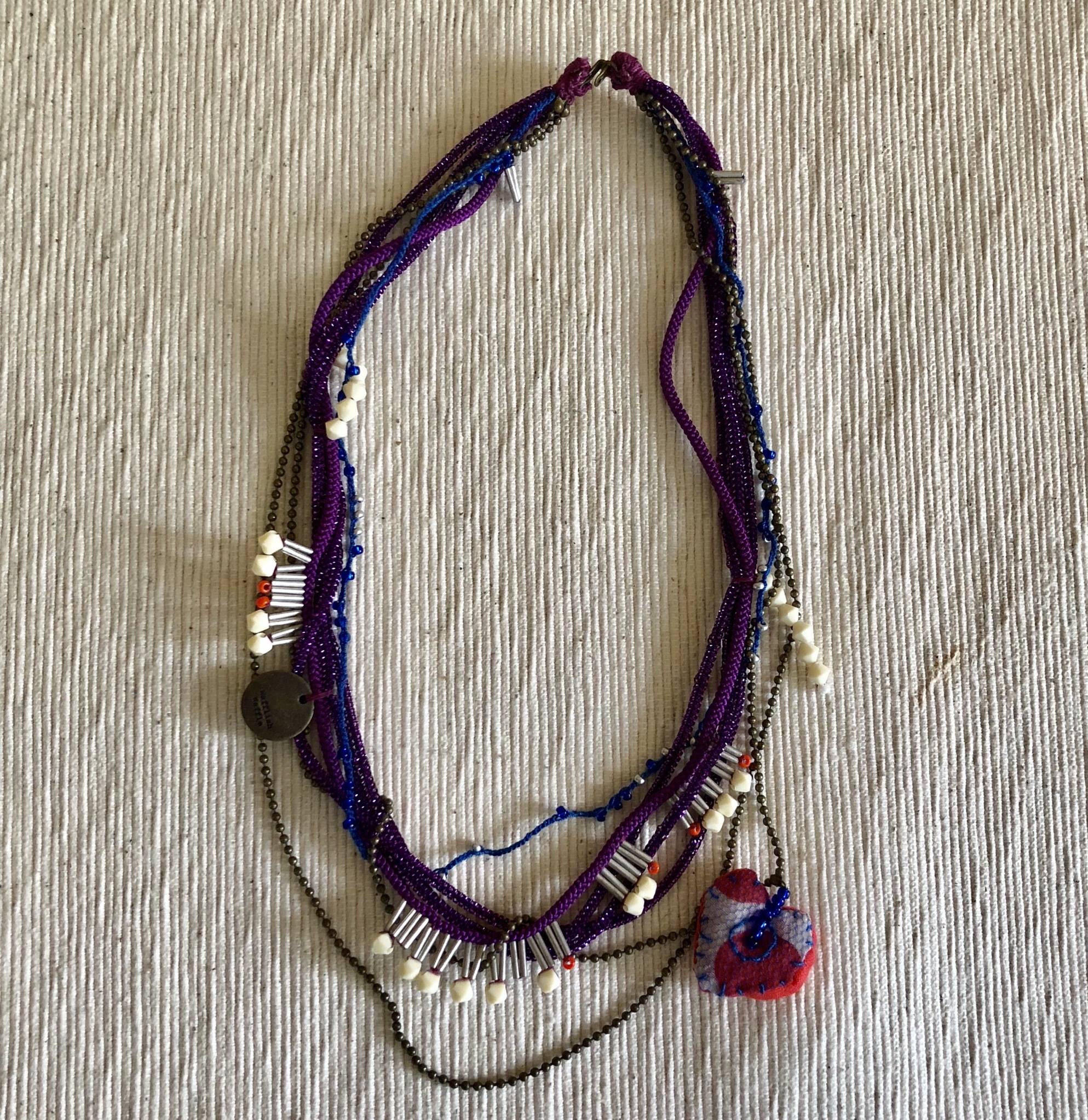 50 Offセール ワッフリッシュワッフル Wafflish Waffle ハートのネックレス Horornisfort By Qeskes