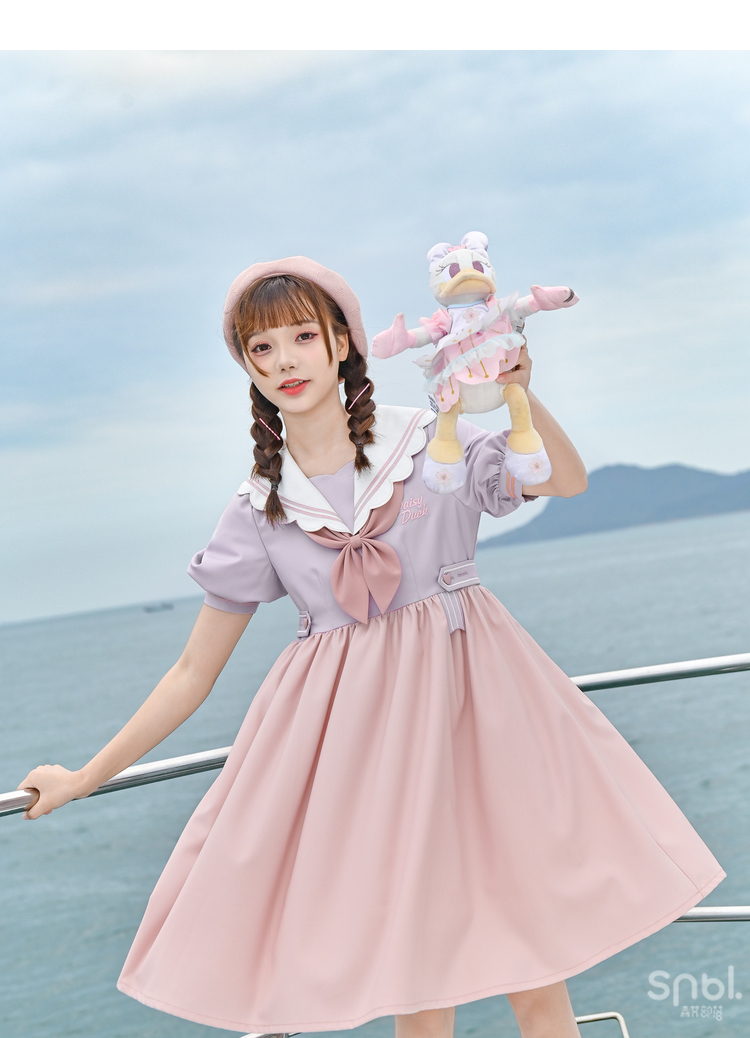 426 レディース 可愛い ロリータ ディズニー デイジー 公認 セーラー服 ワンピース J4d3g4 Lachouette