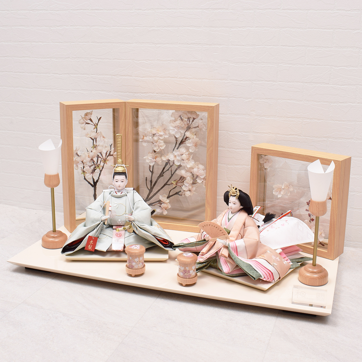 雛人形 親王飾り 春ranman 萌 おしゃれ モダン コンパクト 今どき Suzutame 雛人形 五月人形 羽子板 破魔弓 盆提灯 鈴為 スズタメ