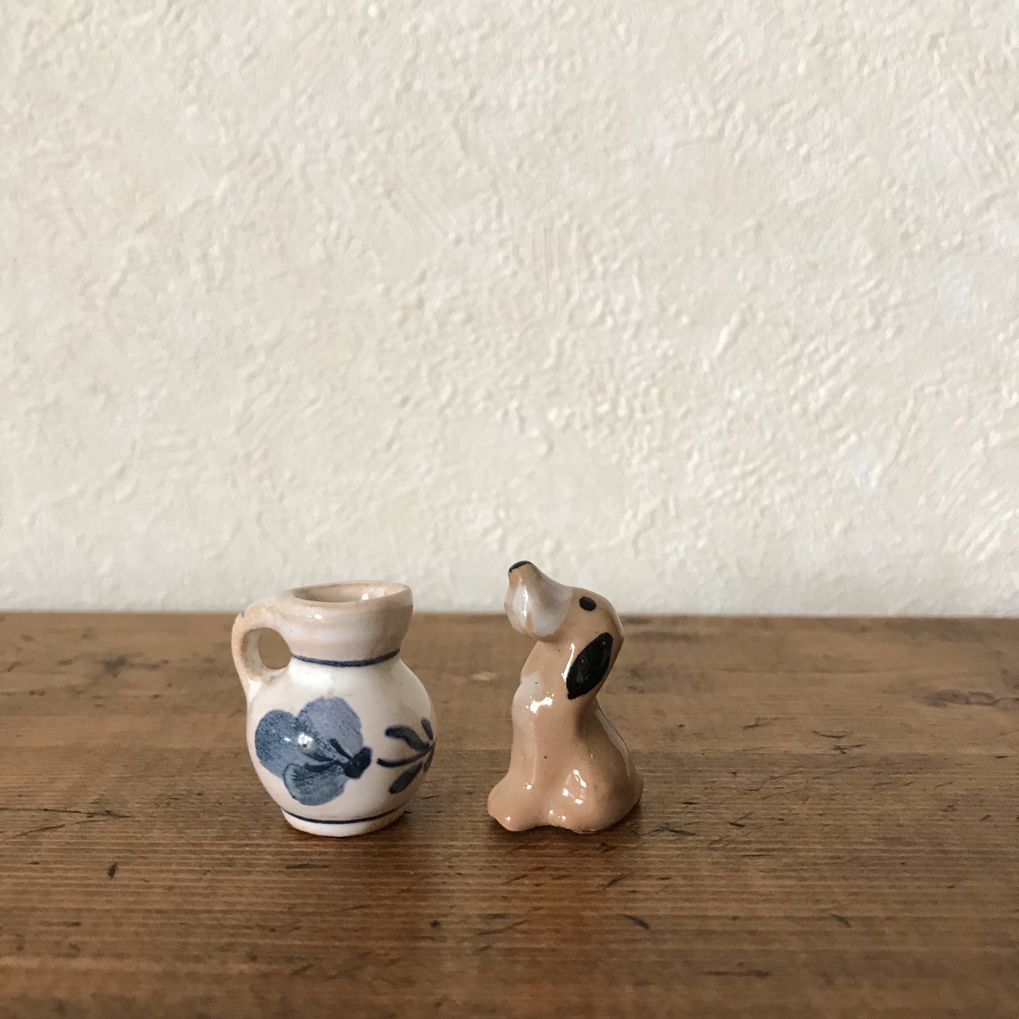 小さな陶器と犬 Tsuitachi Craft Brocante