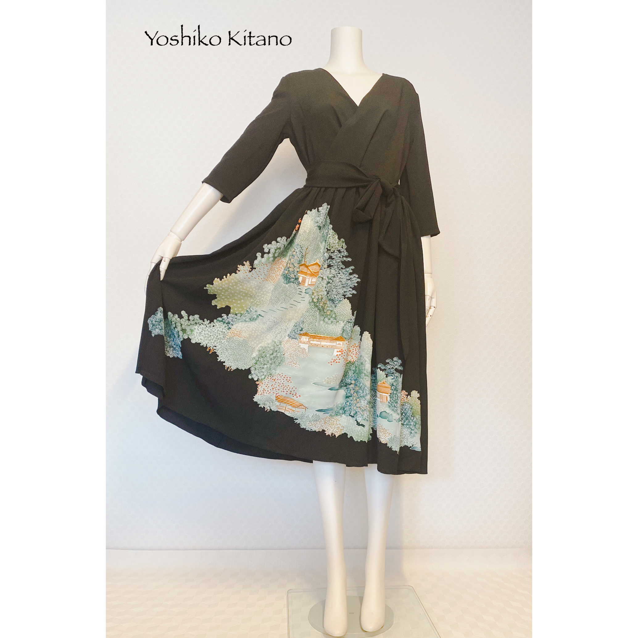 ラップスタイルの着物リメイクワンピース Yoshiko Kitano