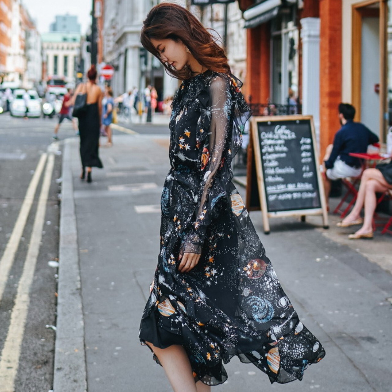 宇宙柄シフォンワンピース Twill Hue