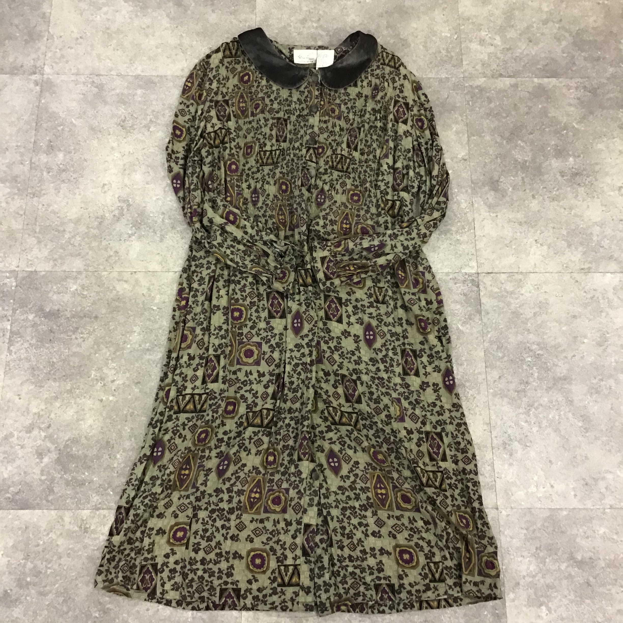 古着 総柄 ベロア襟 デザインワンピース 古着屋 Paet