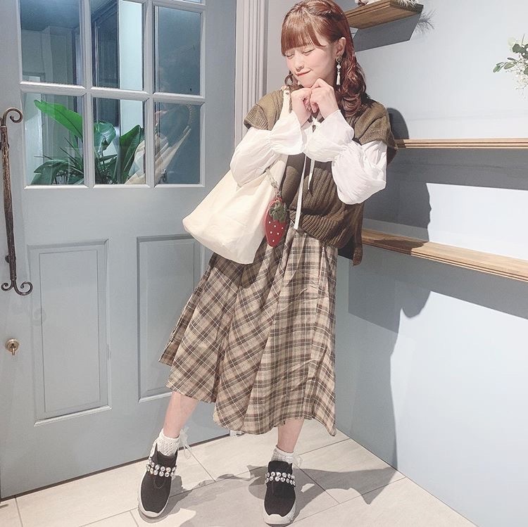 葉月沙耶様着用 松川星様着用 レトロガーリー オータムコーデ3点セット A04 Retro N