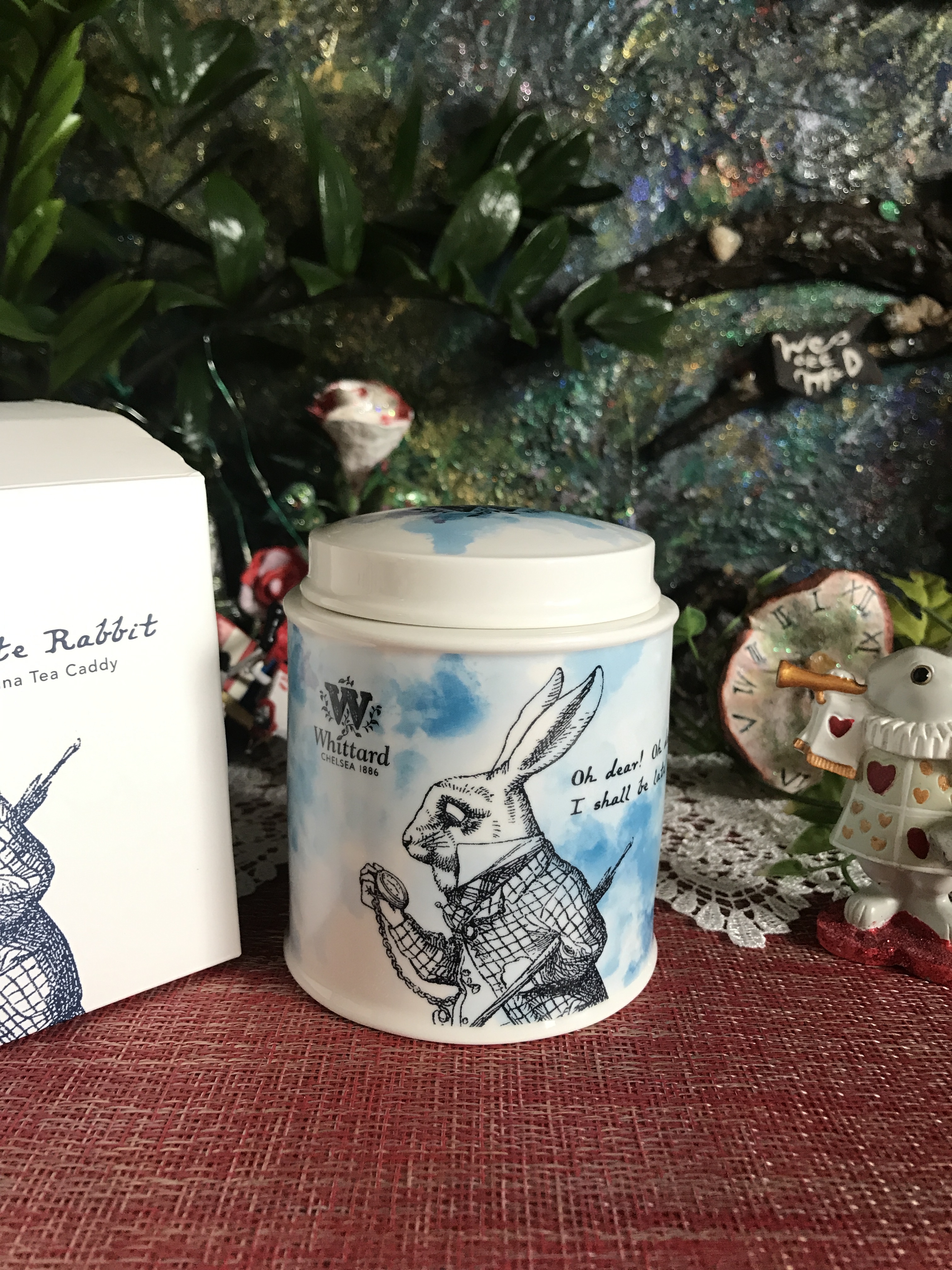 ウィッタード Whittard 不思議の国のアリス ウサギ 陶器紅茶入れ 保存容器 Merry Unbirthday