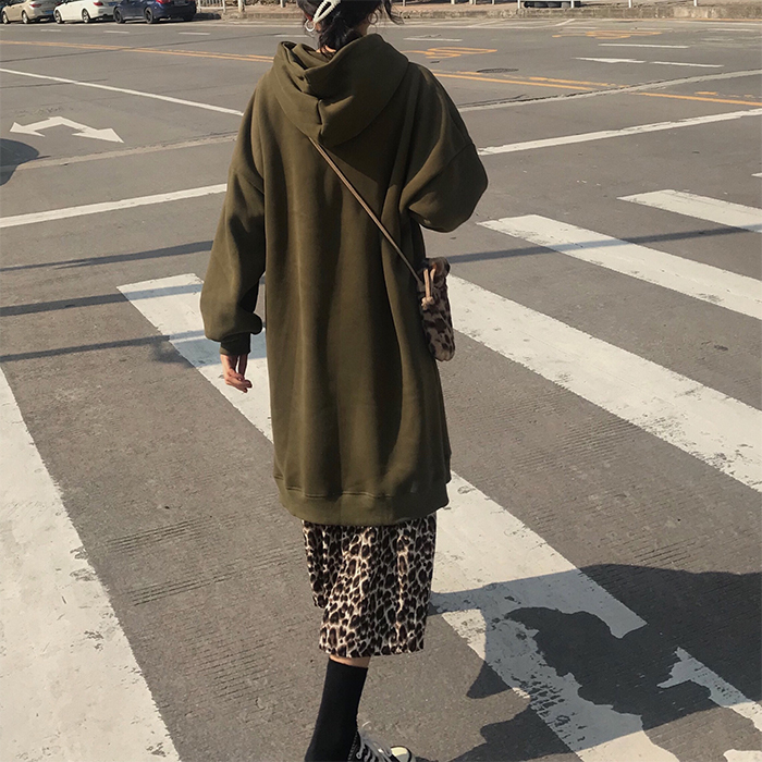 2color ドッキング 重ね着風 ワンピース パーカー レオパードスカート 裏起毛 Qrea Style プチプラ 韓国ファッション