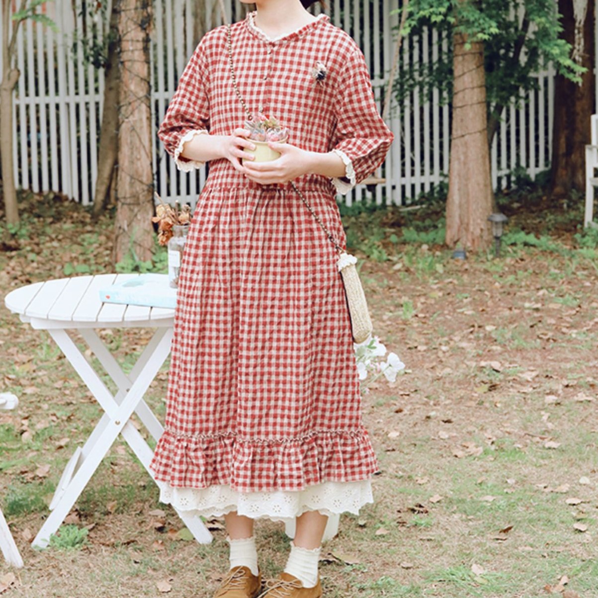 レトロチェックワンピース 1063 Lehtia レフティア 淡色レトロなナチュラルスタイル