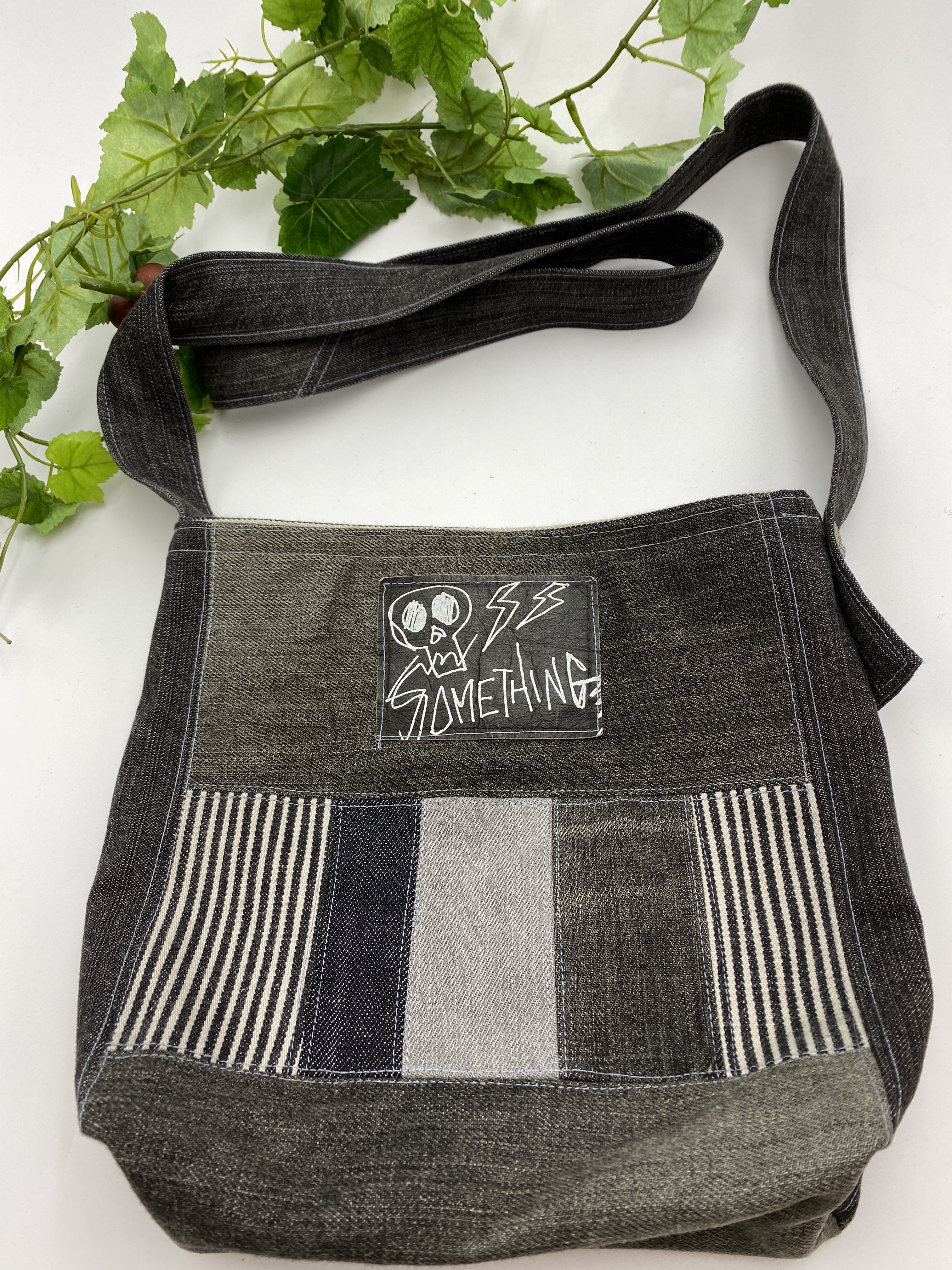 デニム パッチワークのポシェット ギャラリーｇｏｄａ