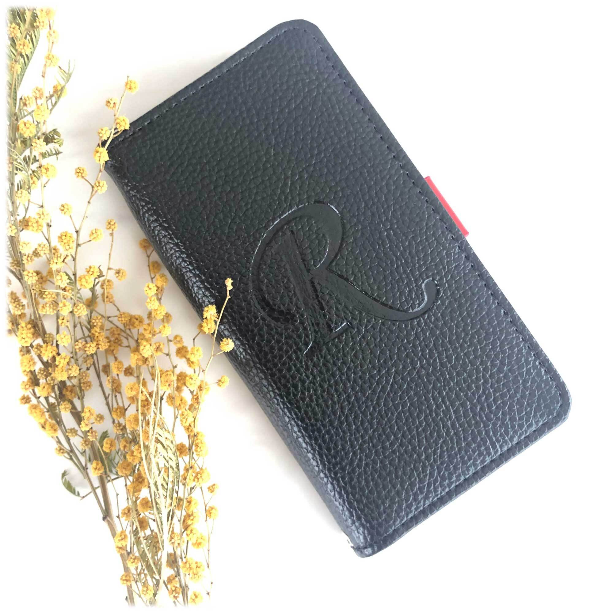 全機種対応 Bigイニシャル刻印 名入れ 手帳型アイフォンケース Iphone Android アイボリー ブラック オリジナルスマホケース Amelie Handmade
