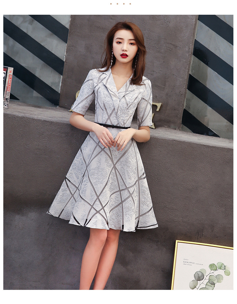 お取り寄せ品 キレイなａラインが印象的 シャツワンピース Astyle