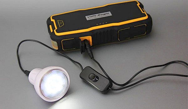 ガソリン車4000ccディーゼル車までエンジン始動可能のジャンプスターター機能付モバイルバッテリー ｊｓ １８ Good For