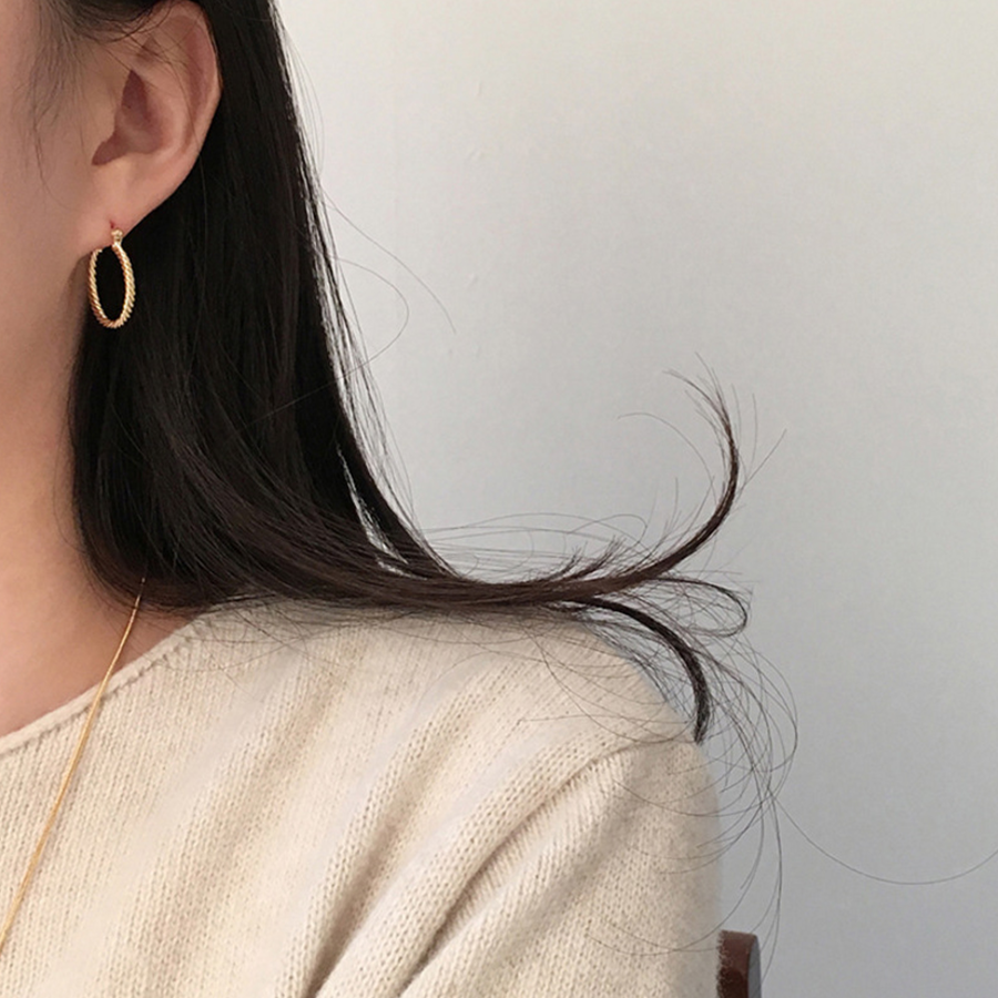 ツイストデザインフープピアス M Coron