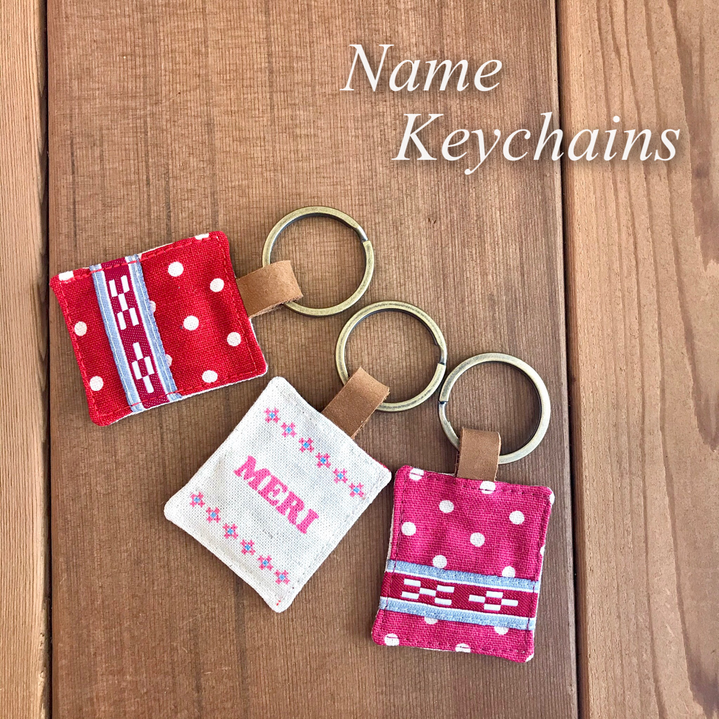 めばえ めりい なまえキーホルダー 女性の名前 Maruhira 丸平おみやげ店 石垣島 ハンドメイドの名前キーホルダーやミンサーテープのお店