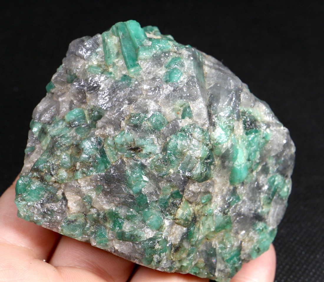 エメラルド 原石 標本 鉱物 152g Ed048 ベリル 緑柱石 パワーストーン 天然石 American Minerals Gemmy You