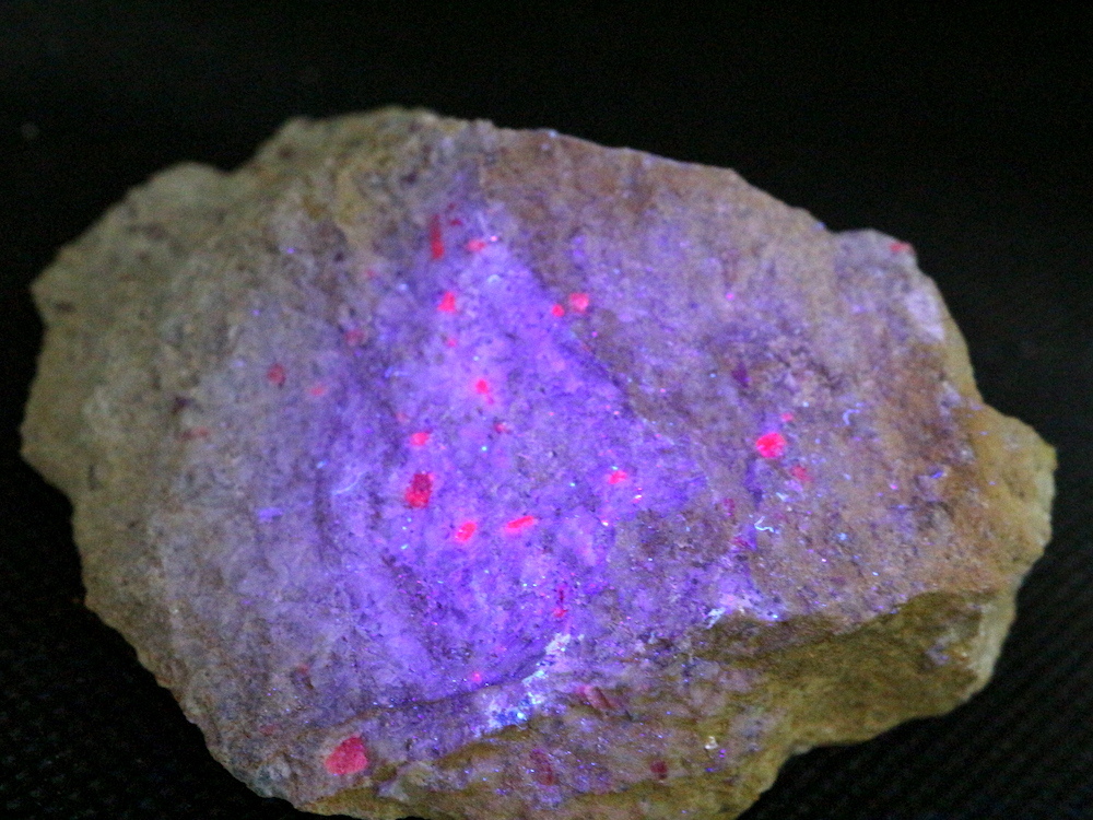 Sale カリフォルア産 コランダム ルビー サファイア 原石 114 3g Rb029 鉱物 天然石 American Minerals Gemmy You