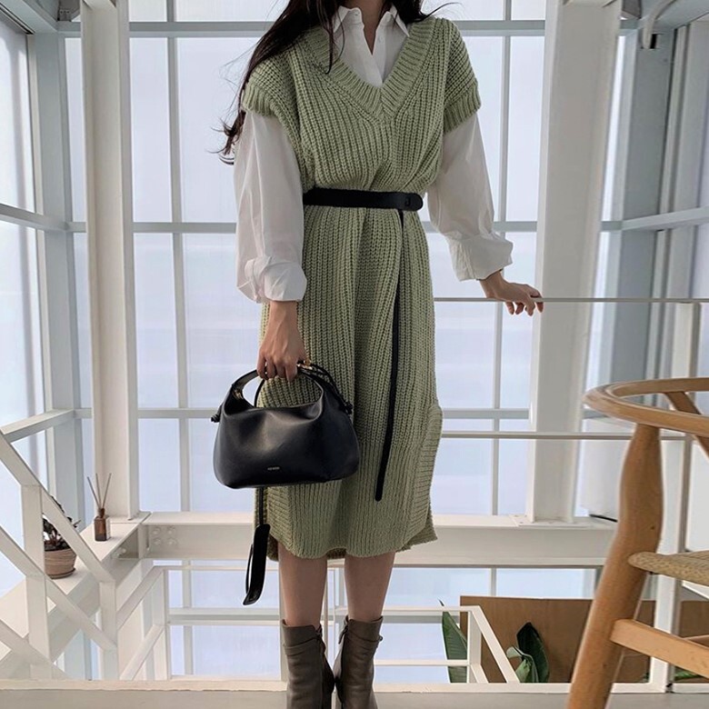 Vネックロングニットワンピースとシャツのセットアップ 415 Lurila