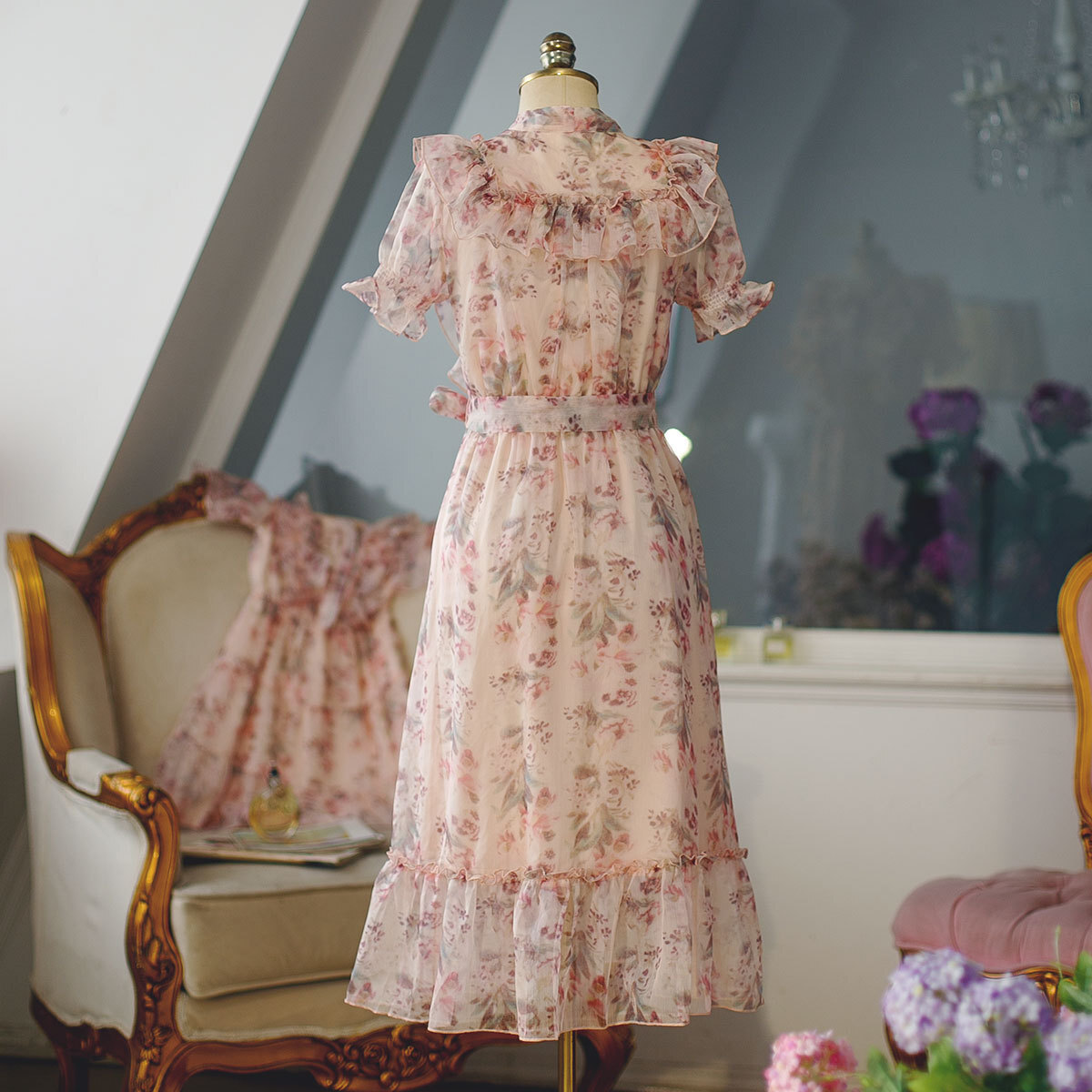 ワンピース 花柄 好感度up 半袖 ペプラム おしゃれ パーティードレス 女っぽさが漂う Vネック プリント ピンク ブルー S M L Xl Dresszone