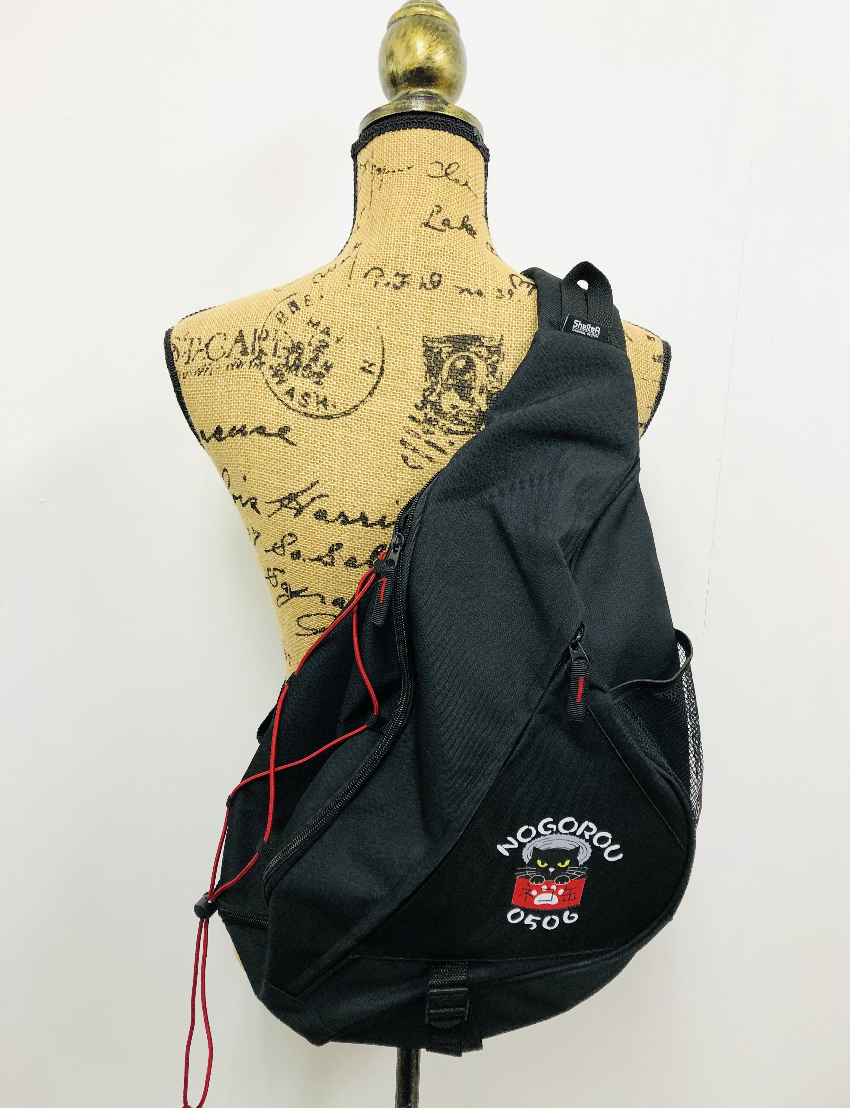 再再入荷 しっかり生地の大きめワンショルダーリュック 黒 Nogorou0506