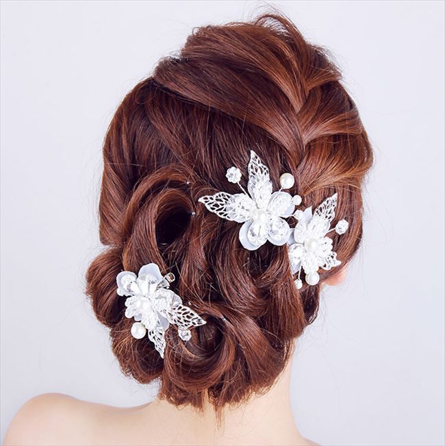 ヘッドドレス 髪飾り 花 フラワー ホワイト パール バレッタ ヘアアクセサリー レディース 櫛 コーム 髪留め ヘッドアクセ 着物 和装 袴 和装小物 和服 振袖 椿 和風小物 ヘアピン ヘアゴム ヘアアレンジ かんざし 卒業 入学式 卒園式 七五三 成人式 ジュエリー H974