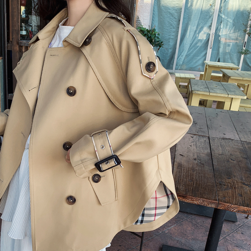 大人 カジュアル トップス ウインドブレーカー レディース トレンチコート ショート ジャケット コート オフィス Ol アウター 長袖 無地 チェック柄 カーキ ブラック シンプル シック ボタン ポケット おしゃれ Cute 清潔感 ゆるカジ 体型カバー 男ウケ デート服 モテ