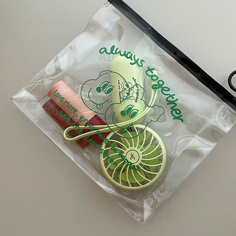 1107 ゴンチル マチ付き クリアポーチ Moim