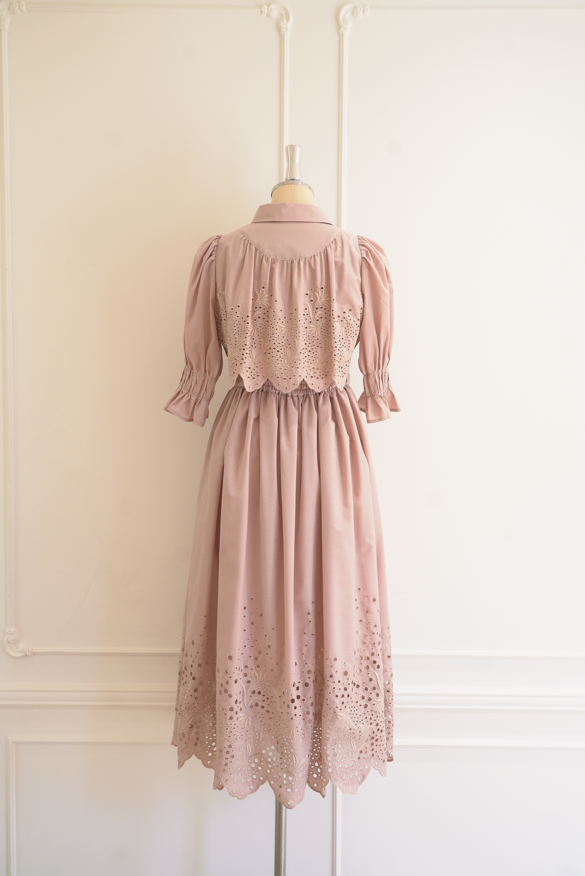 Herlipto Back Lace Midi Shirt Dress (M) 見逃せない 8960円