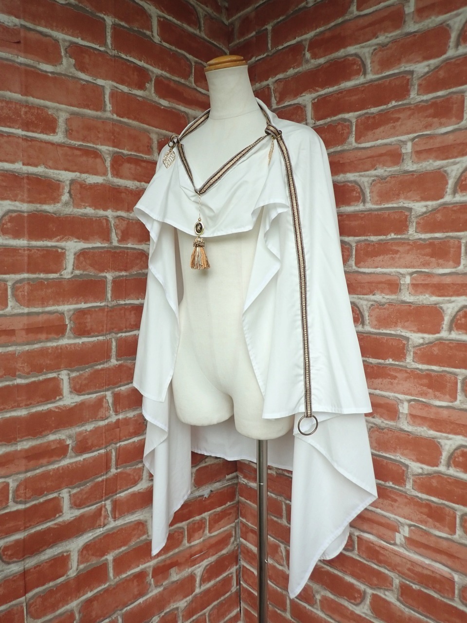 フリル服と刺しゅうのお店 リフルシャッフル