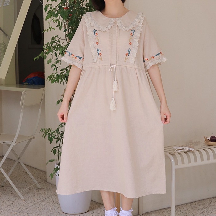 アイレットレース刺繍ワンピ 1695 Lehtia レフティア 淡色レトロなナチュラルスタイル アイレットレース刺繍ワンピ 1695 Lehtia レフティア 淡色レトロなナチュラルスタイル
