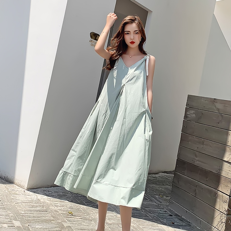 大人 フェミニン ガーリー ロングワンピース ドレス レディース キャミワンピ フレアスカート ミモレ丈 ノースリーブ Vネック ブルー ブラック ミントグリーン セクシー 体型カバー ゆったり ふんわり リラックス エレガント シンプル シック 楽ちん おしゃれ 男ウケ