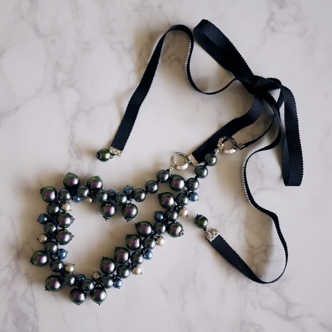 コットンパールのリボンで結ぶネックレス Sararito