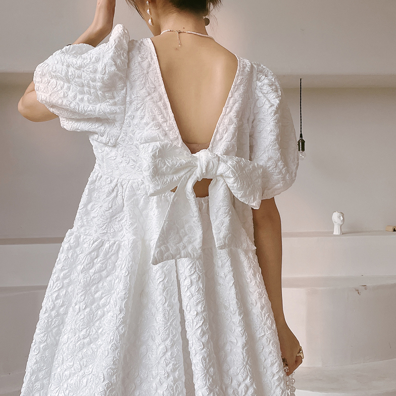 バックリボンのフラワーエンボス柄ワンピース 691 Lurila