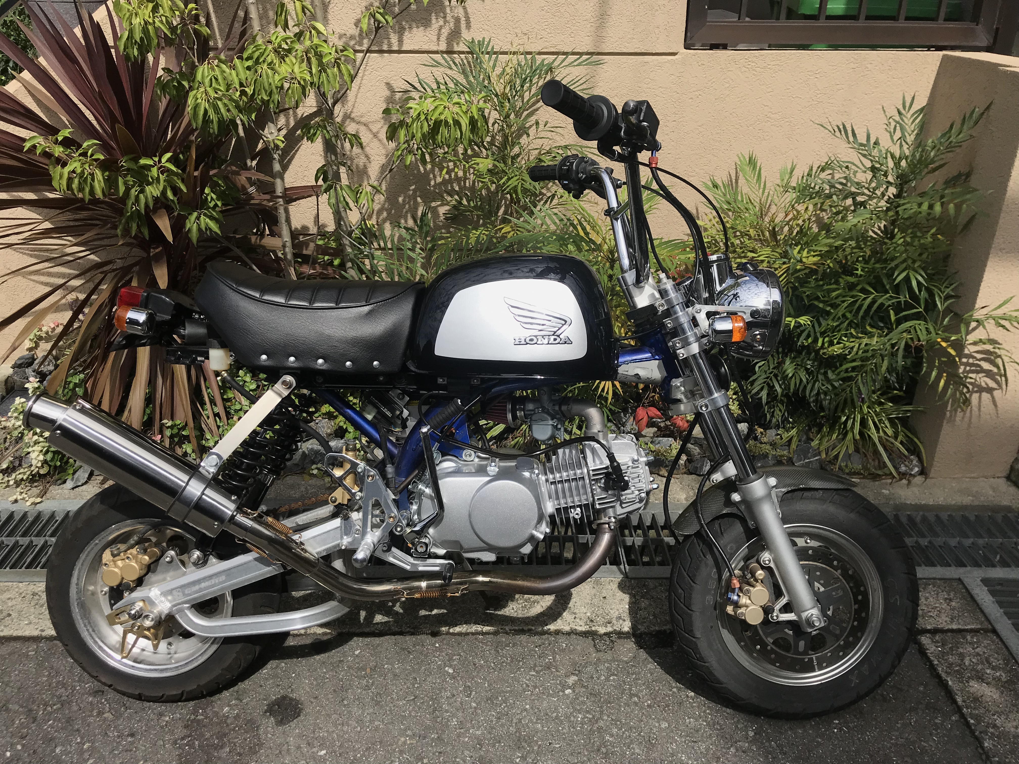 中古車 モンキー ゴリラ 新品エンジン 125cc フルカスタム 前後ディスク化 ｓａｗａｄａ ｃｙｃｌｅ