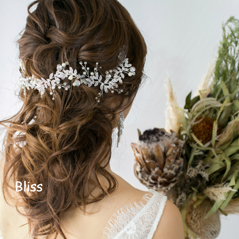ウェディング アクセサリー 小枝 クリスタル ビジュー ヘッドドレス シルバー Or ゴールドより選択 ブライダル 髪飾り ブライダルセレクトショップ Bliss
