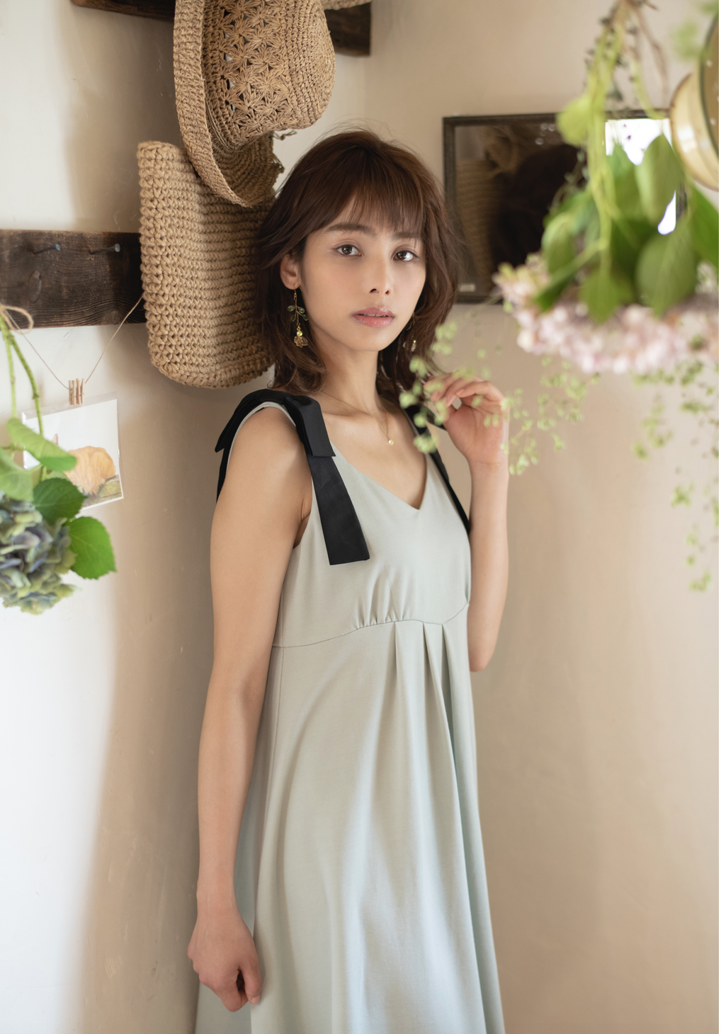 Asymmetry Ribbon Dress アシンメトリー肩リボンワンピース Anshe