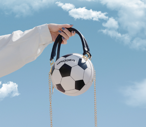 サッカーボールデザインショルダーバッグ コンパクト 小物入れ ｒ192 Rumina Select Shop