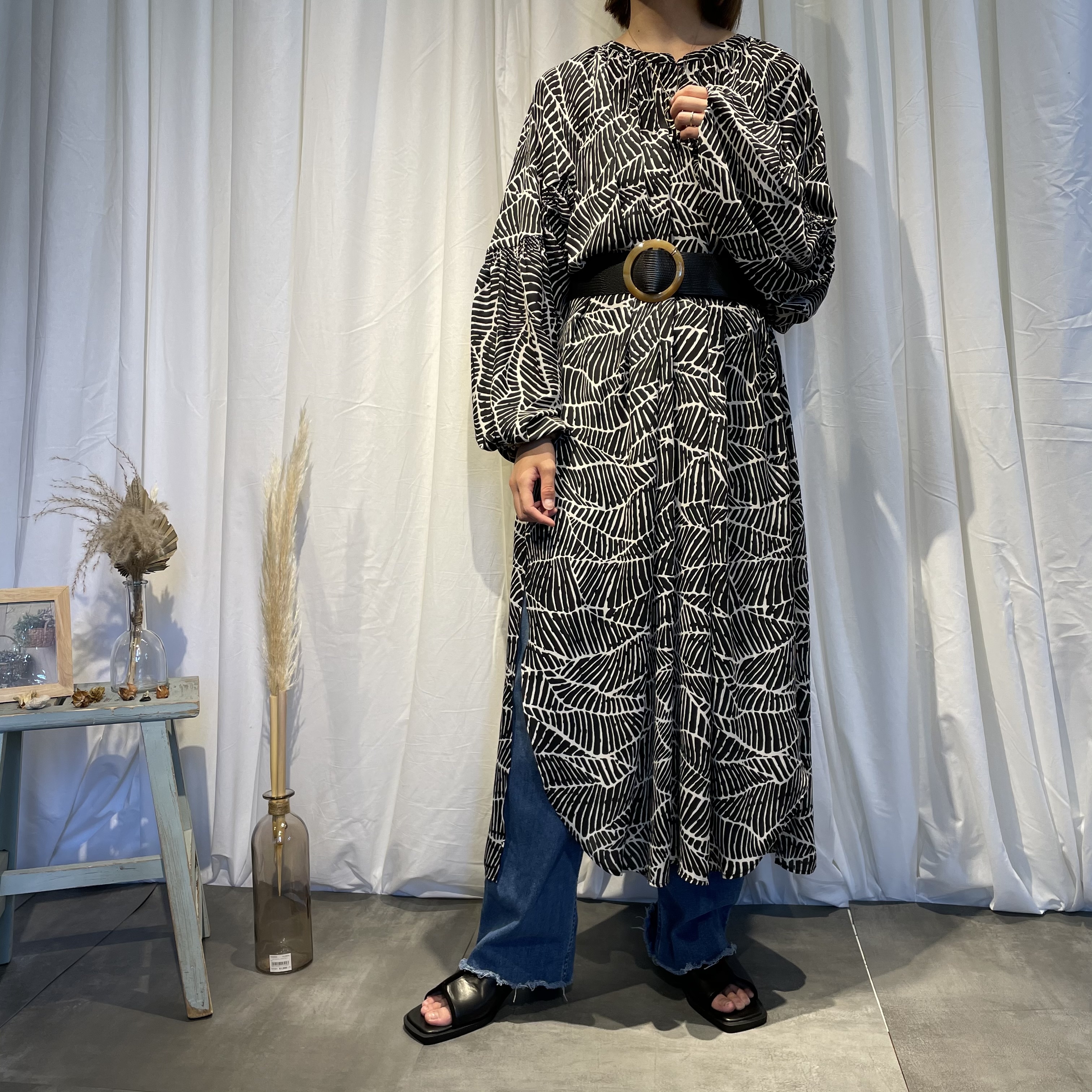 Chignon シャーリングワンピース S Whispermusee