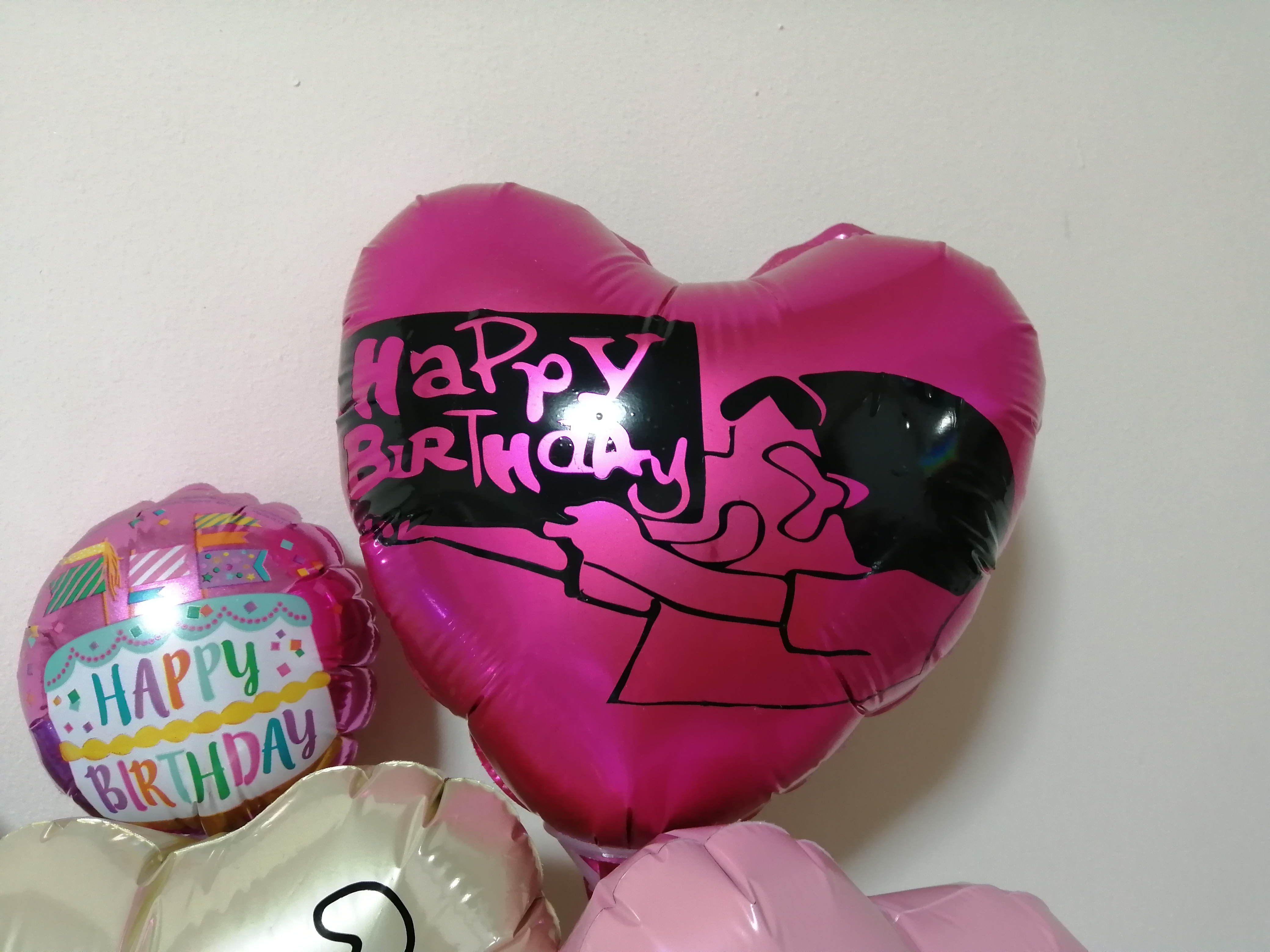 ｵｰﾀﾞｰﾒｲﾄﾞ ｸﾚﾖﾝしんちゃん happy birthday higs balloon to cherish eternally