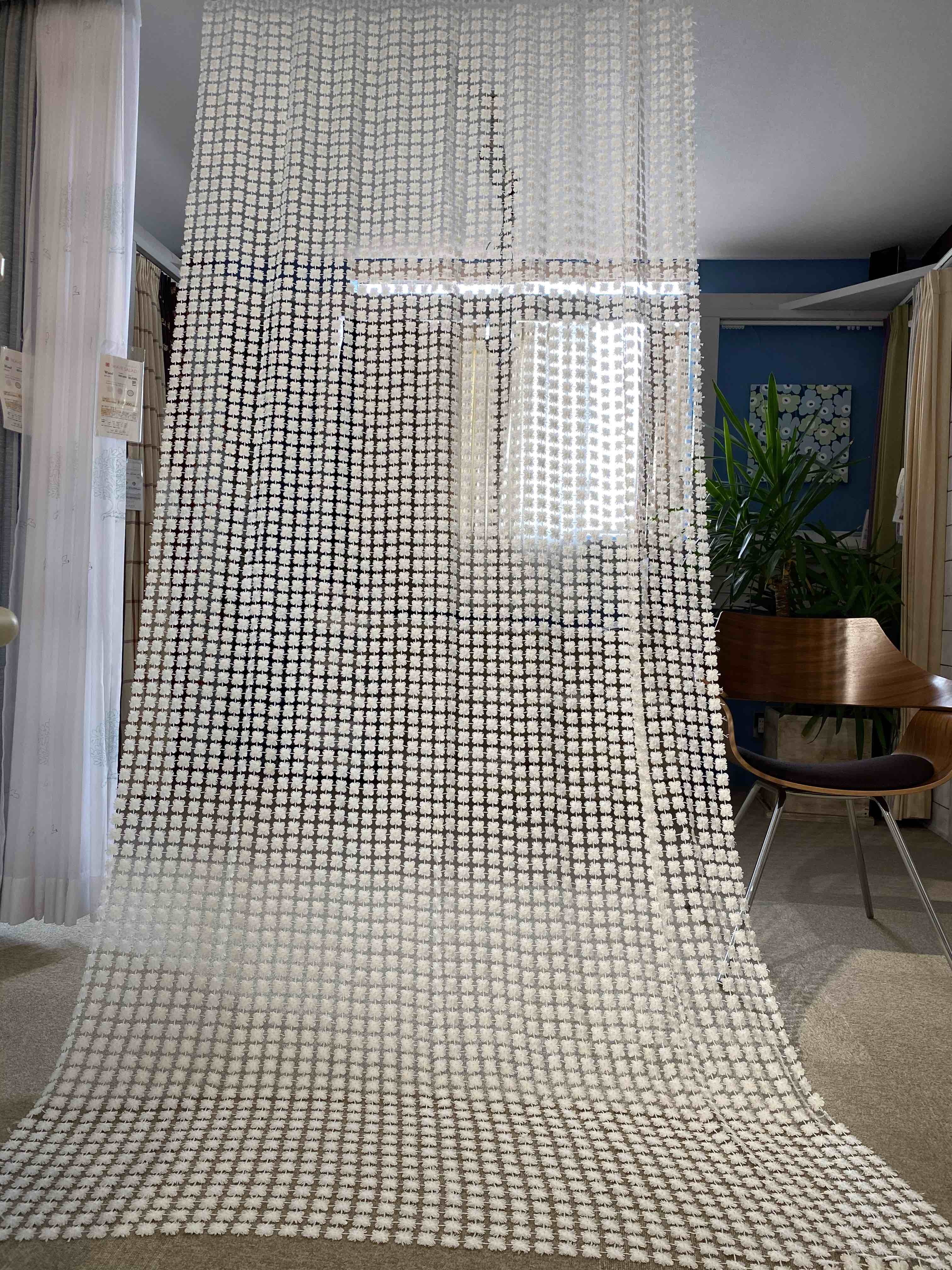 好きな大きさにカットする フリーカットカーテン ネイジュ 新潟市に実店舗があるオーダーカーテンと輸入壁紙のお店l Etoffe レトフ 新潟県新潟市カーテン