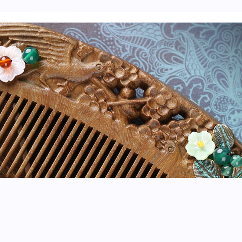 櫛 ヘアコーム クシ くし 彫り櫛 天然檀木 13cm 櫛 プレゼント 飾り物 手作り 民族風 レトロ Elegant