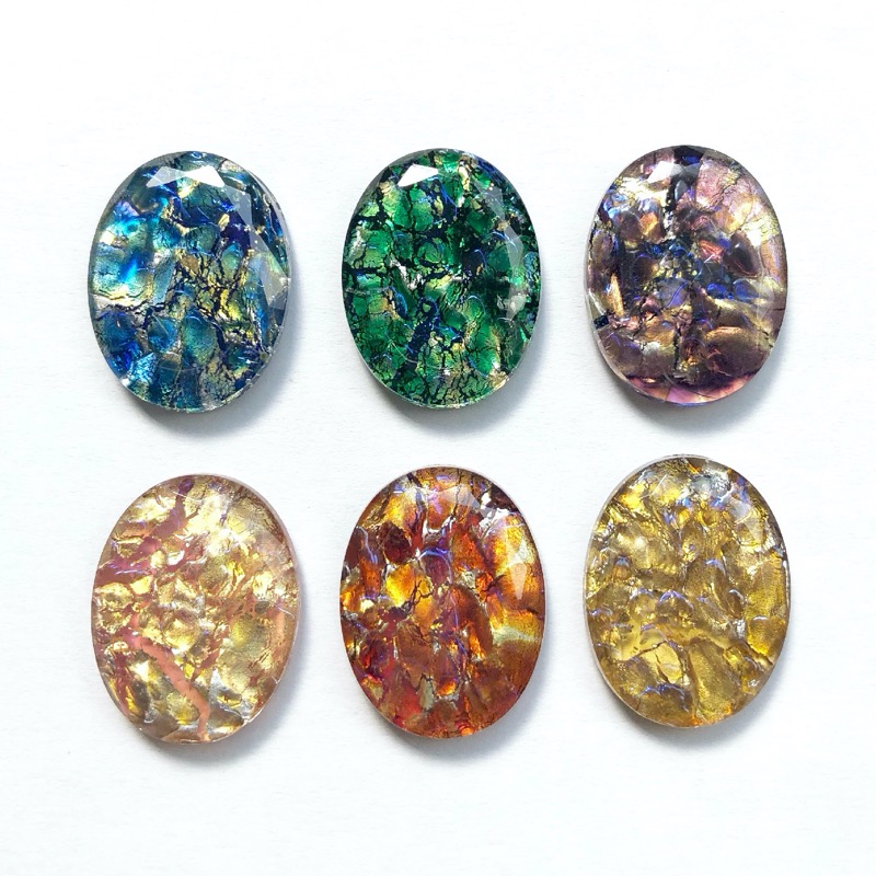 フラット鱗模様風オーバルチェコガラスカボション Dua アクセサリーパーツショップ