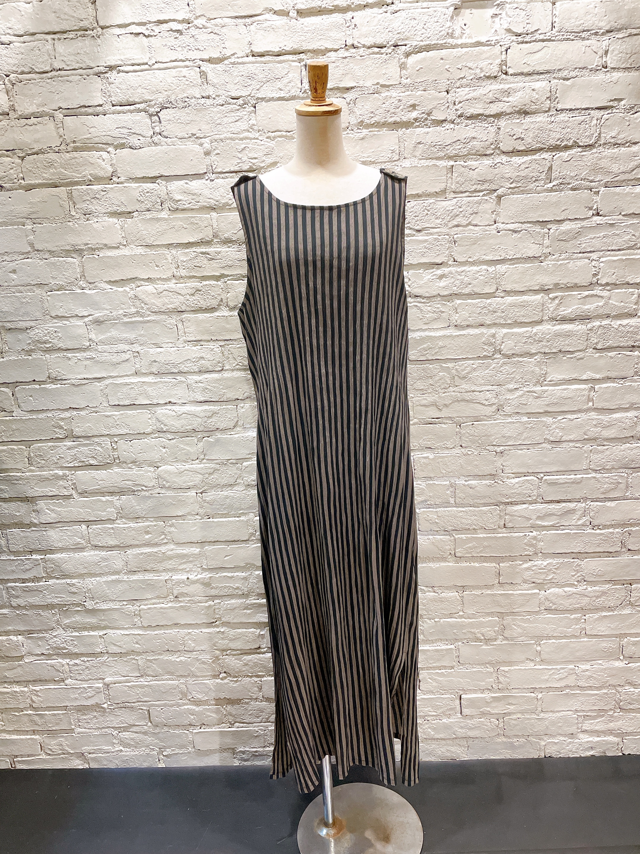 レーヨンブレンド シワ加工n Sロングワンピース Used Vintage Clothing Valon Lanp