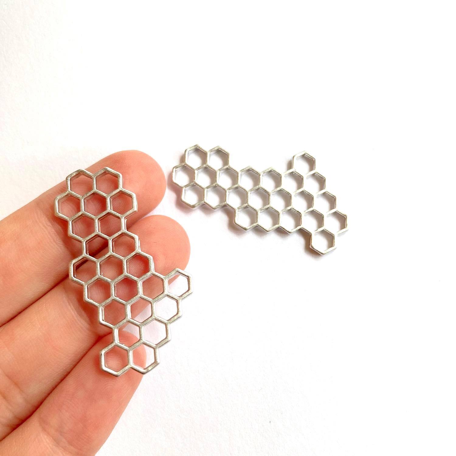 マットハニカムチャーム 細長 Dua アクセサリーパーツショップ