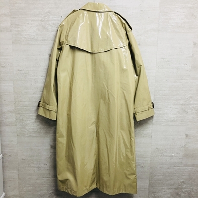 Burberry London England バーバリーロンドン Trench Coat エナメルトレンチコート Eu42 ベージュ Honey ブランド古着brooch