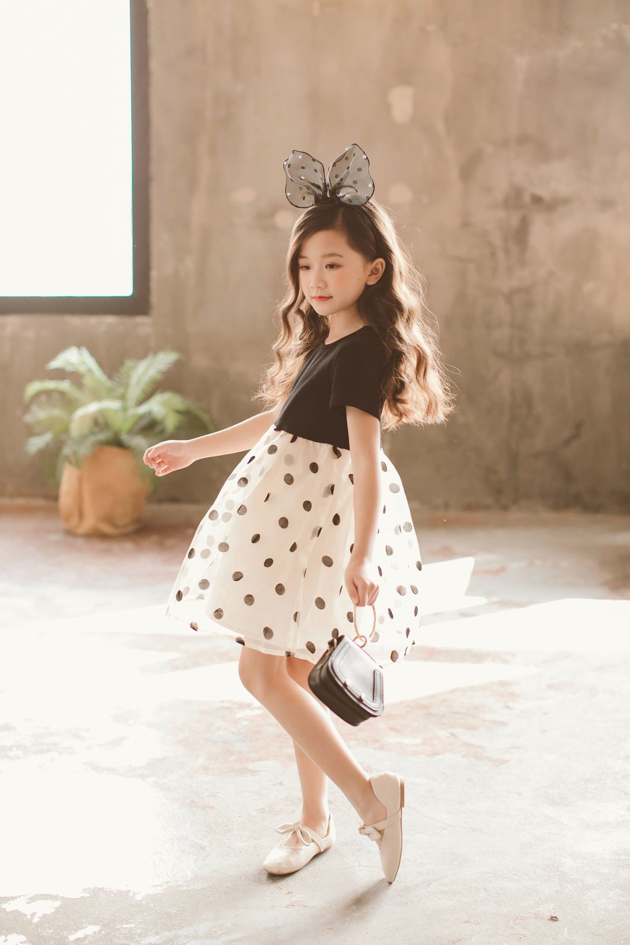 キッズ ｔシャツ シフォン ドット柄ワンピース おしゃれ ナチュラル ブラウス 長袖 無地 ホワイト 白 ｔシャツ 卒園式 入園式 入学式 フォーマル 韓国子供服 韓国服 子供服 キッズ ジュニア 女の子1cm 130cm 140cm 150cm 160 送料無料 韓国レディース キッズ