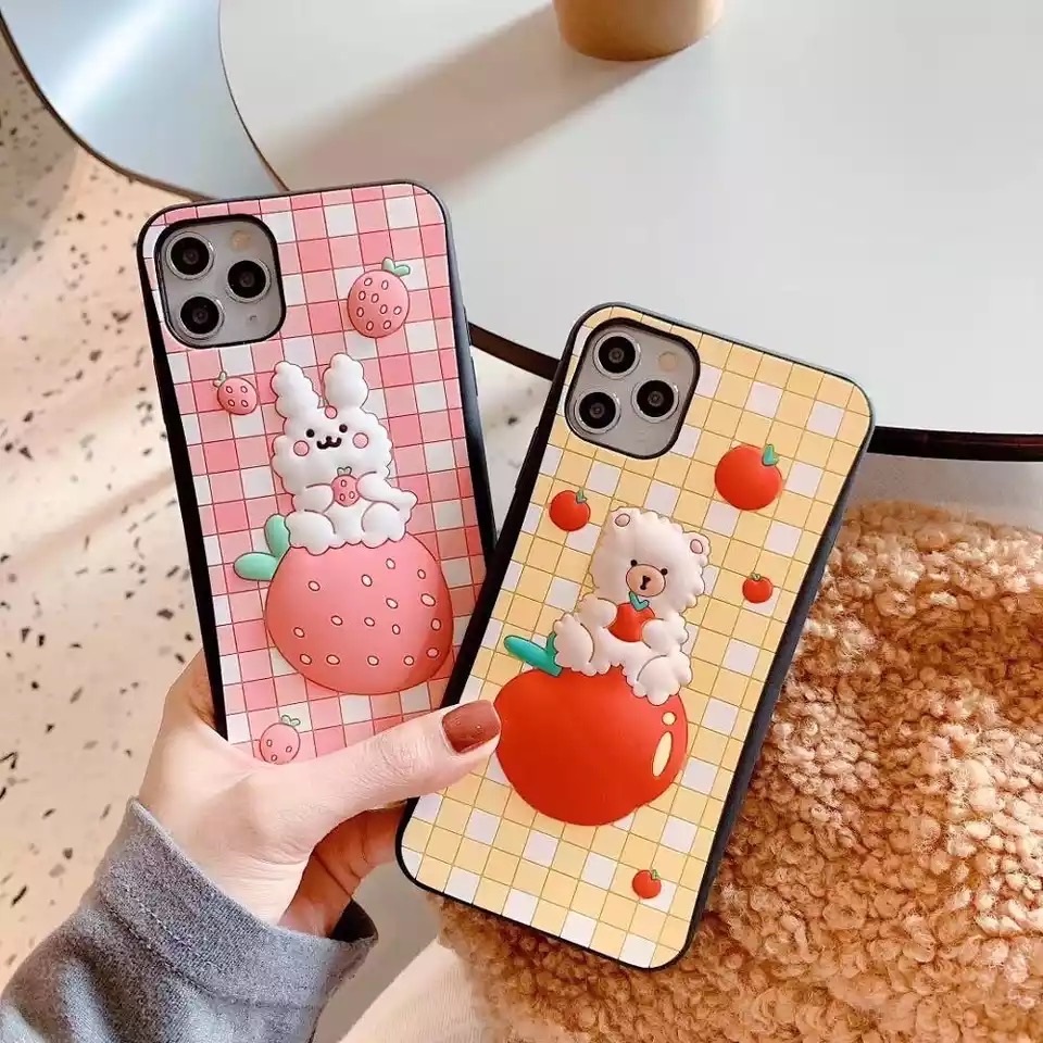 いちごうさちゃん りんごくまちゃん チェック柄 スマホケース カバー Iphone7 8 Plus X Xs Max Xr 11 Pro Max スマホケース スマホグッズ専門店 Pca