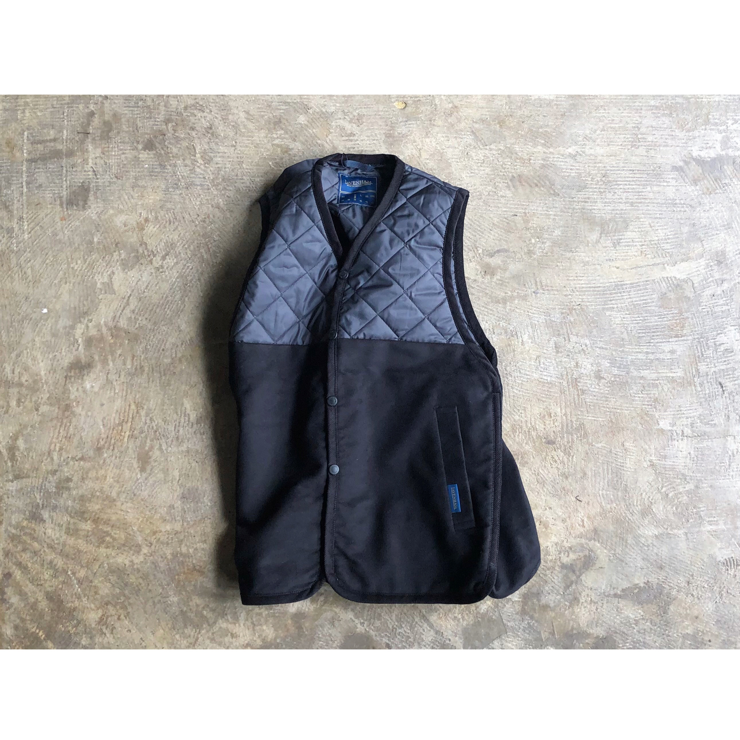 LAVENHAM (ラベンハム) 『SPLIT GILET 20』Moleskin×lavenster Quilting Vest