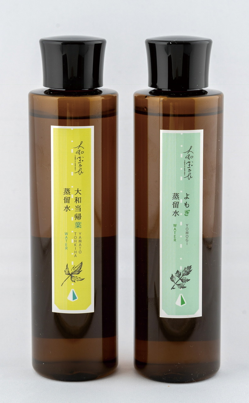 大和当帰葉蒸留水 1000ml 容器は異なります 大和かぎろひ