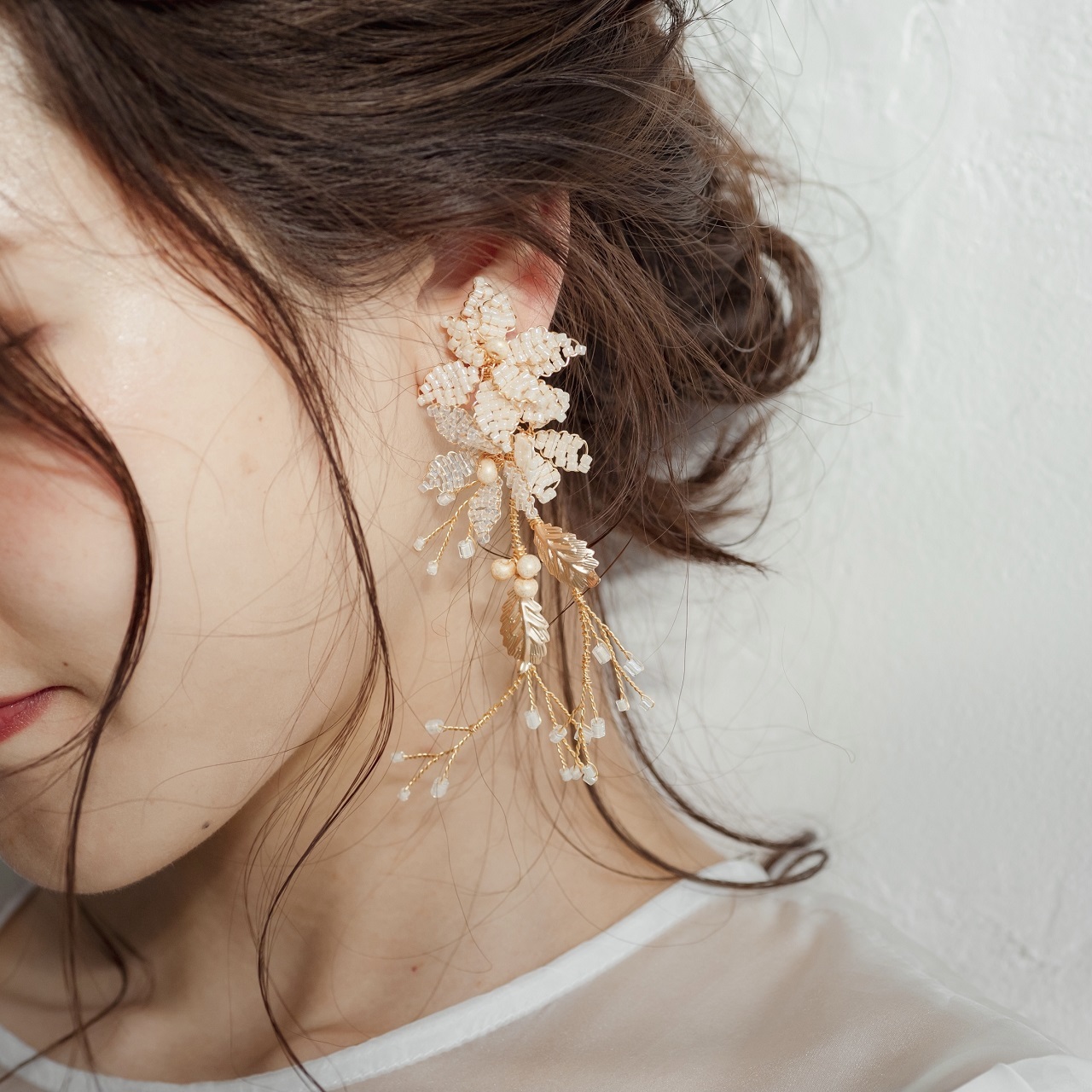 ブライダルイヤリング 小枝イヤリング ビーズ ゴールド P27 K S Mily ブライダルアクセサリーショップ